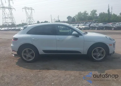 2018 Porsche Macan z USA, uszkodzony, nr VIN WP1AA2A58JLB19260